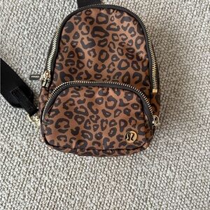 Lululemon Athletica Leopard Sling Bag 2L